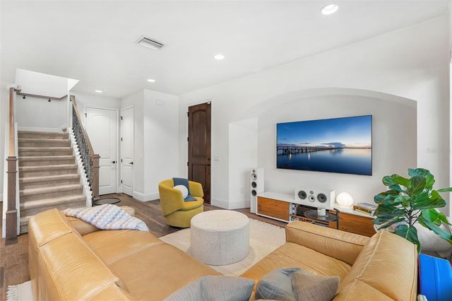 1732 RIDGEWOOD AVENUE S, Maitland, FL 32751