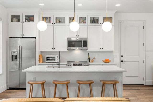 1732 RIDGEWOOD AVENUE S, Maitland, FL 32751