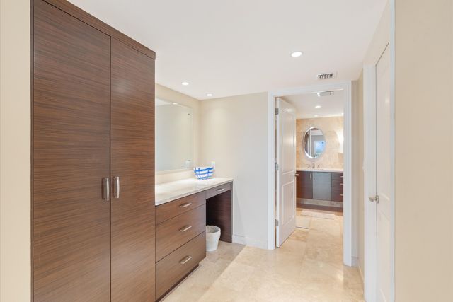 4301 N Ocean Boulevard 802, Boca Raton, FL 33431