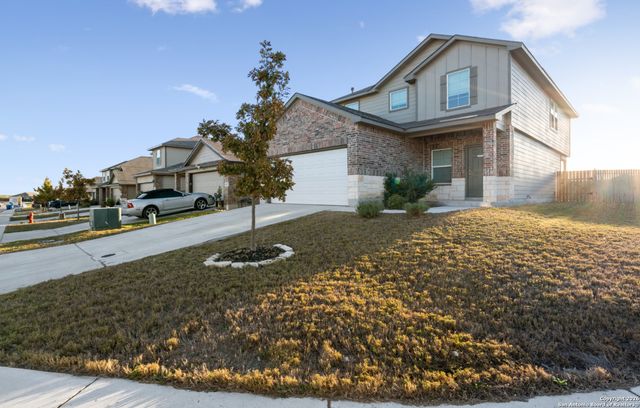 4111 Fort Palmer, St Hedwig, TX 78152