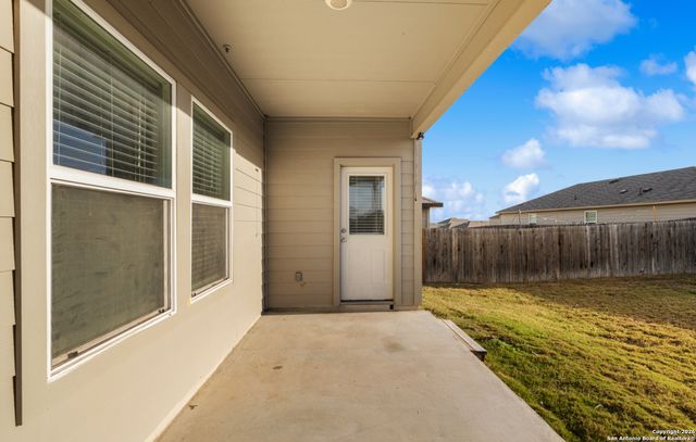 4111 Fort Palmer, St Hedwig, TX 78152