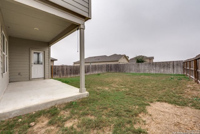 4111 Fort Palmer, St Hedwig, TX 78152