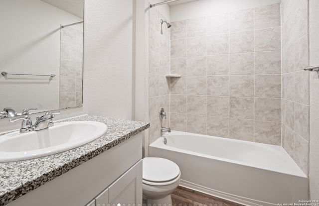 4111 Fort Palmer, St Hedwig, TX 78152