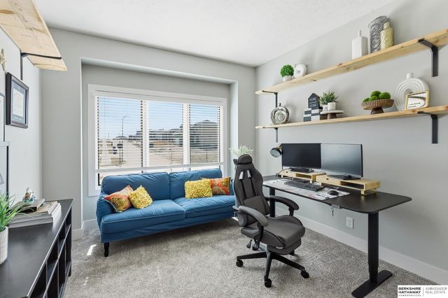 7864 Von Street, Papillion, NE 68046