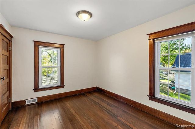 438 N Bailey Street, Romeo, MI 48065