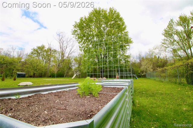 7077 Rivertown Road, Swartz Creek, MI 48473