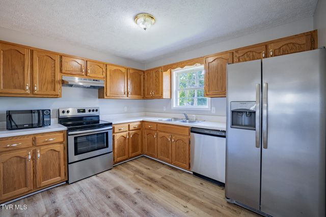 108 Hale Street, Rogersville, TN 37857