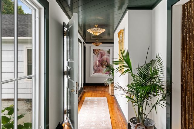 124 Harrison Avenue, Newport, RI 02840