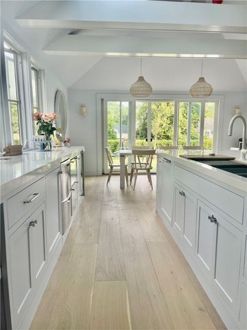 124 Harrison Avenue, Newport, RI 02840