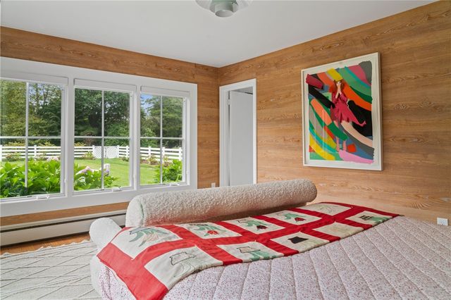 124 Harrison Avenue, Newport, RI 02840