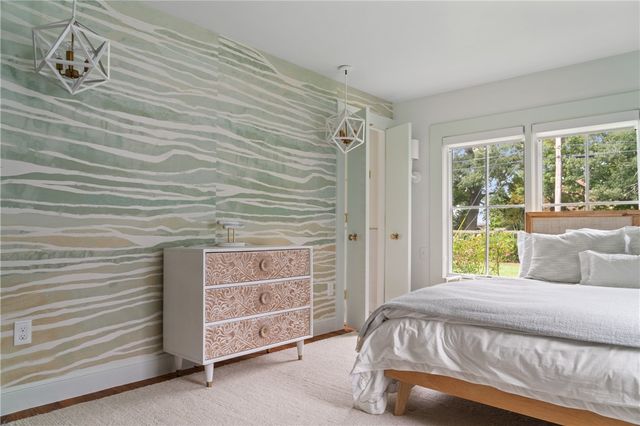 124 Harrison Avenue, Newport, RI 02840