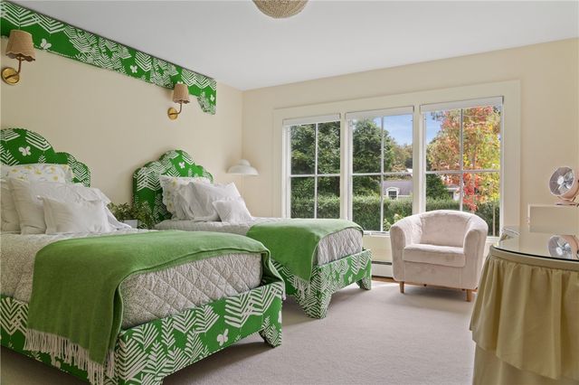 124 Harrison Avenue, Newport, RI 02840