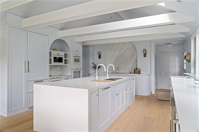 124 Harrison Avenue, Newport, RI 02840
