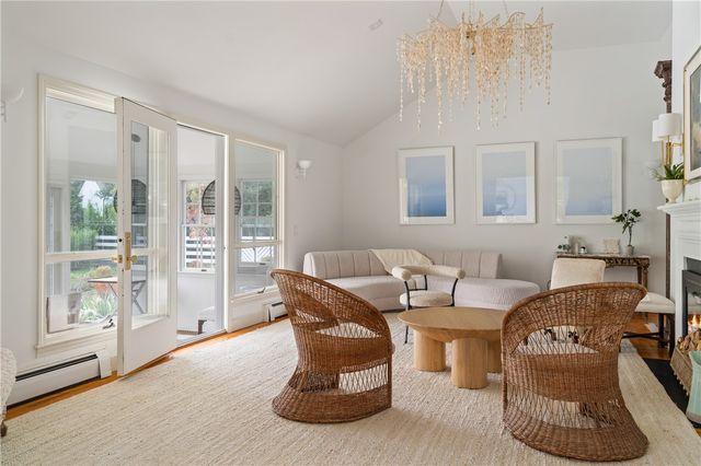 124 Harrison Avenue, Newport, RI 02840