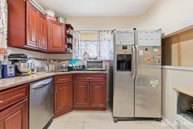 1377 Bryant Street, Rahway, NJ 07065