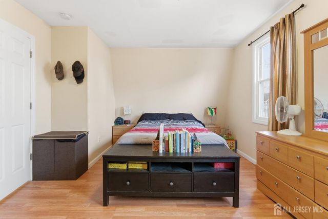 1377 Bryant Street, Rahway, NJ 07065