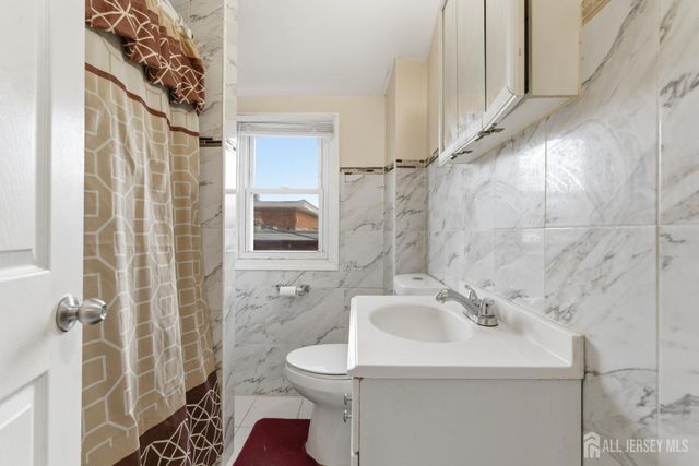 1377 Bryant Street, Rahway, NJ 07065