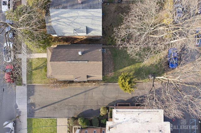 1377 Bryant Street, Rahway, NJ 07065