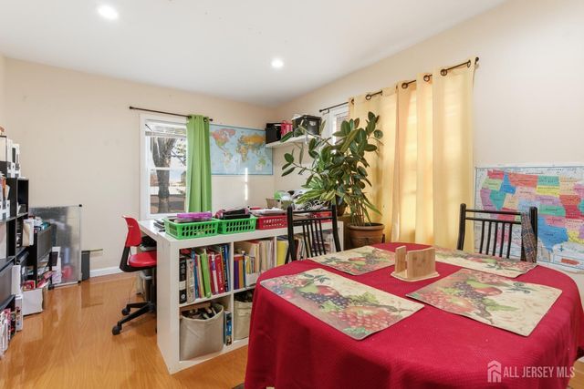 1377 Bryant Street, Rahway, NJ 07065