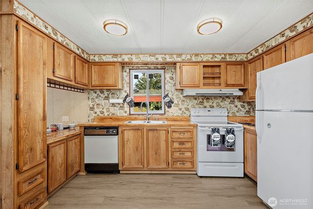 12713 142nd Avenue Ct E #4, Puyallup, WA 98374