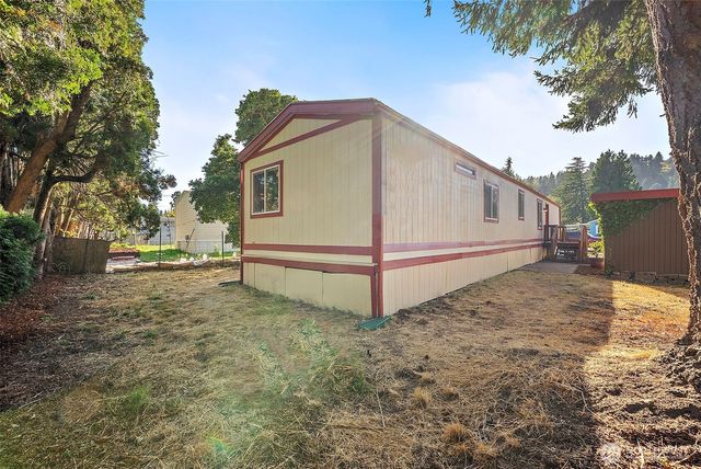 12713 142nd Avenue Ct E #4, Puyallup, WA 98374