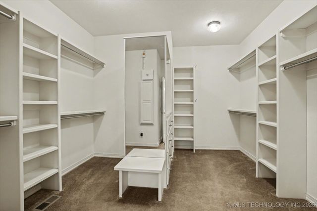 6705 E 114th Street S, Bixby, OK 74008