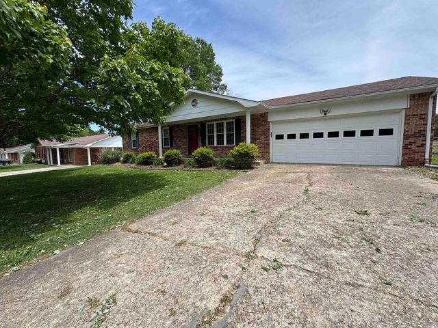 549 Ann Avenue, Piggott, AR 72454