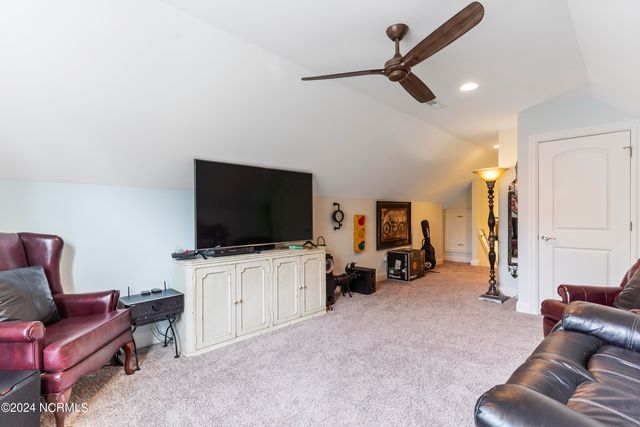 656 Jenoa Drive, Castle Hayne, NC 28429