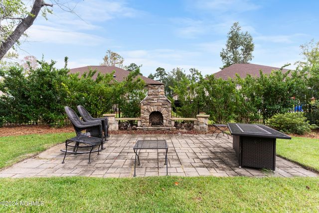 656 Jenoa Drive, Castle Hayne, NC 28429