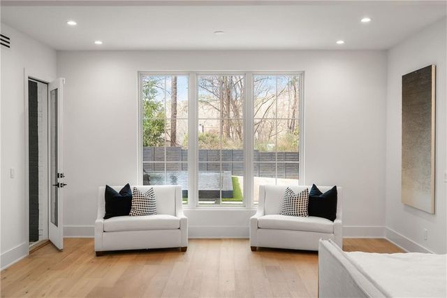 185 Pebble Trail, Alpharetta, GA 30009