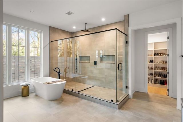 185 Pebble Trail, Alpharetta, GA 30009