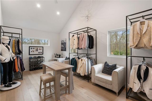 185 Pebble Trail, Alpharetta, GA 30009