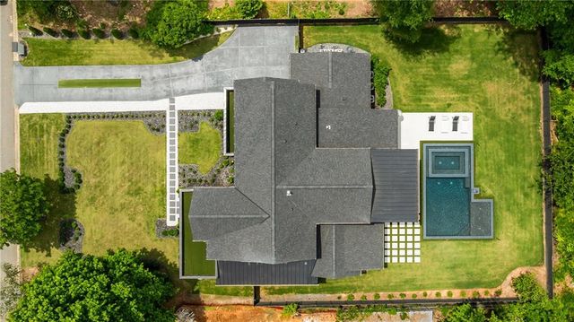 185 Pebble Trail, Alpharetta, GA 30009