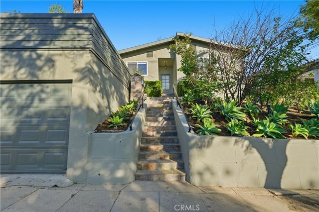 1406 Manzanita, Los Angeles, CA 90027