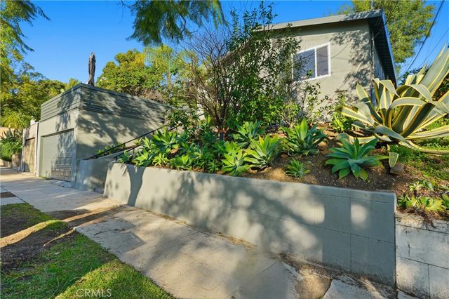 1406 Manzanita, Los Angeles, CA 90027