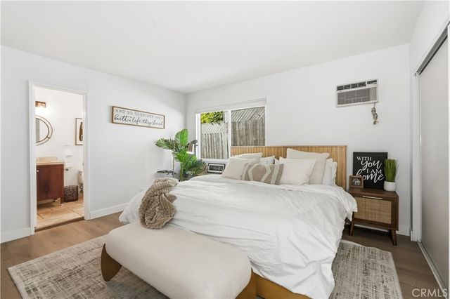 1406 Manzanita, Los Angeles, CA 90027