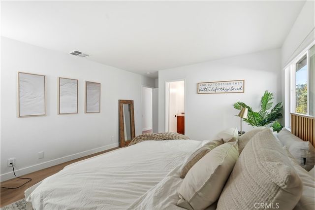 1406 Manzanita, Los Angeles, CA 90027