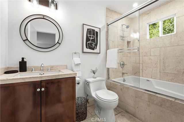 1406 Manzanita, Los Angeles, CA 90027