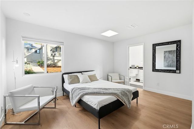 1406 Manzanita, Los Angeles, CA 90027