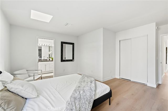 1406 Manzanita, Los Angeles, CA 90027