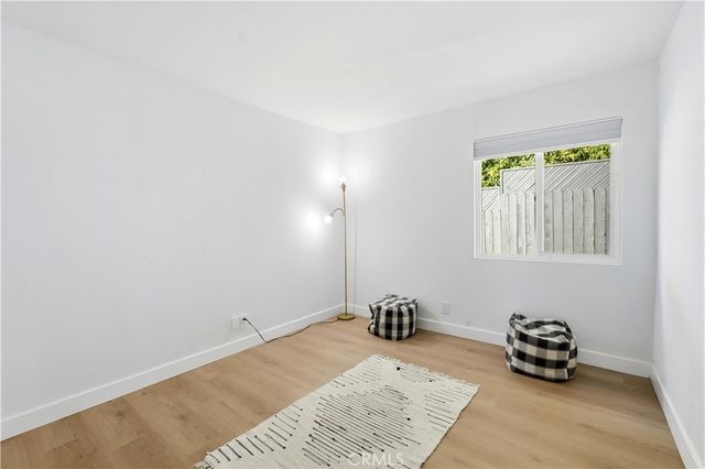 1406 Manzanita, Los Angeles, CA 90027