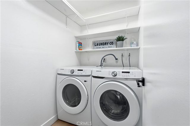 1406 Manzanita, Los Angeles, CA 90027