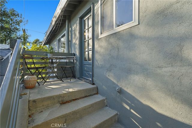 1406 Manzanita, Los Angeles, CA 90027