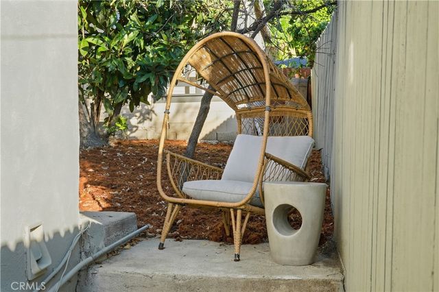 1406 Manzanita, Los Angeles, CA 90027