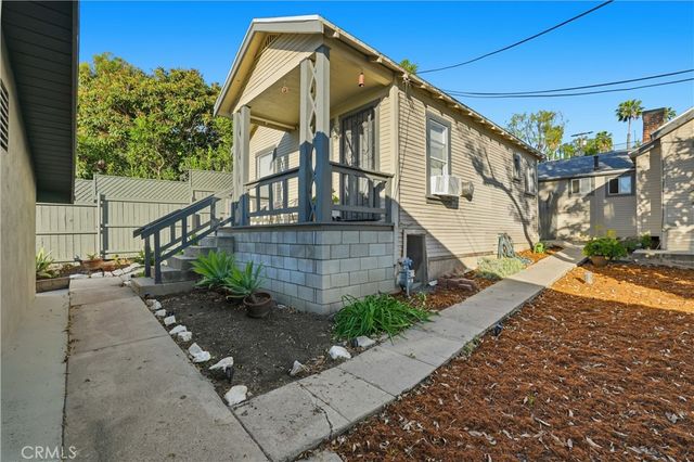 1406 Manzanita, Los Angeles, CA 90027