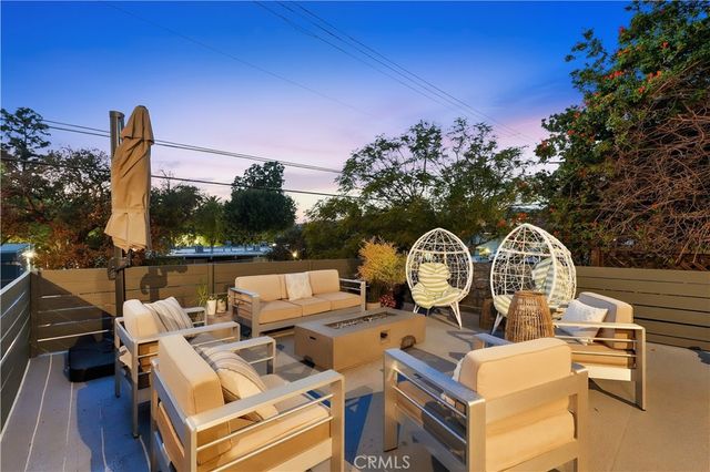 1406 Manzanita, Los Angeles, CA 90027