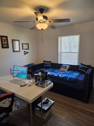 1116 Southwood Drive, Desoto, TX 75115