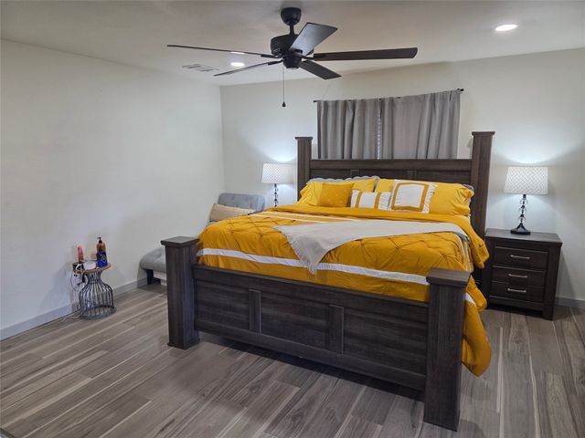 1116 Southwood Drive, Desoto, TX 75115