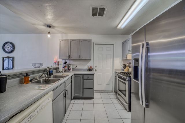 3337 N Lomalai Street, Kingman, AZ 86401