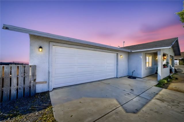 3337 N Lomalai Street, Kingman, AZ 86401